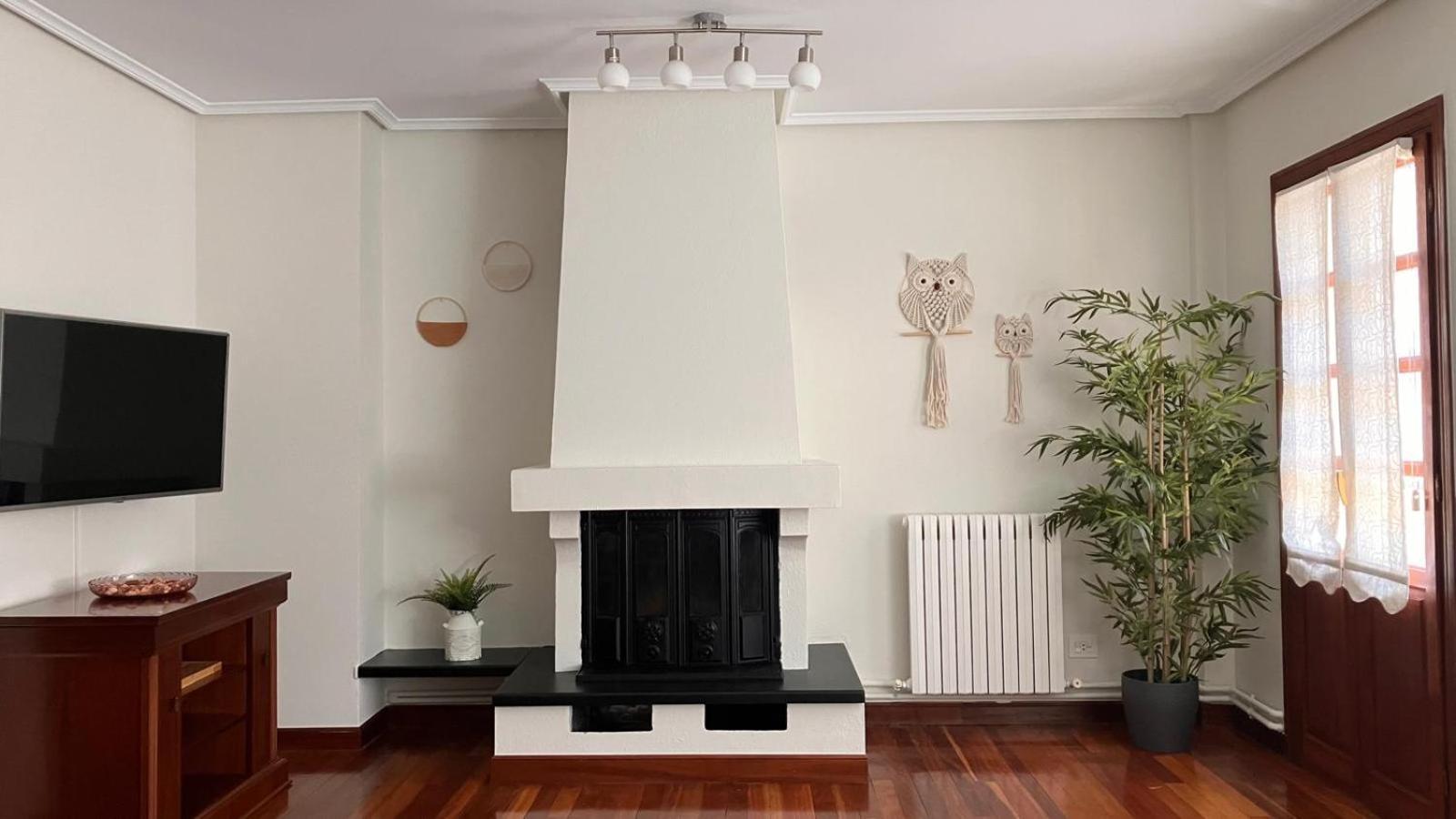 Duplex 122M2, 4 Dormitorios, 2 Banos Completos, Wifi 1Gb مونداكا المظهر الخارجي الصورة