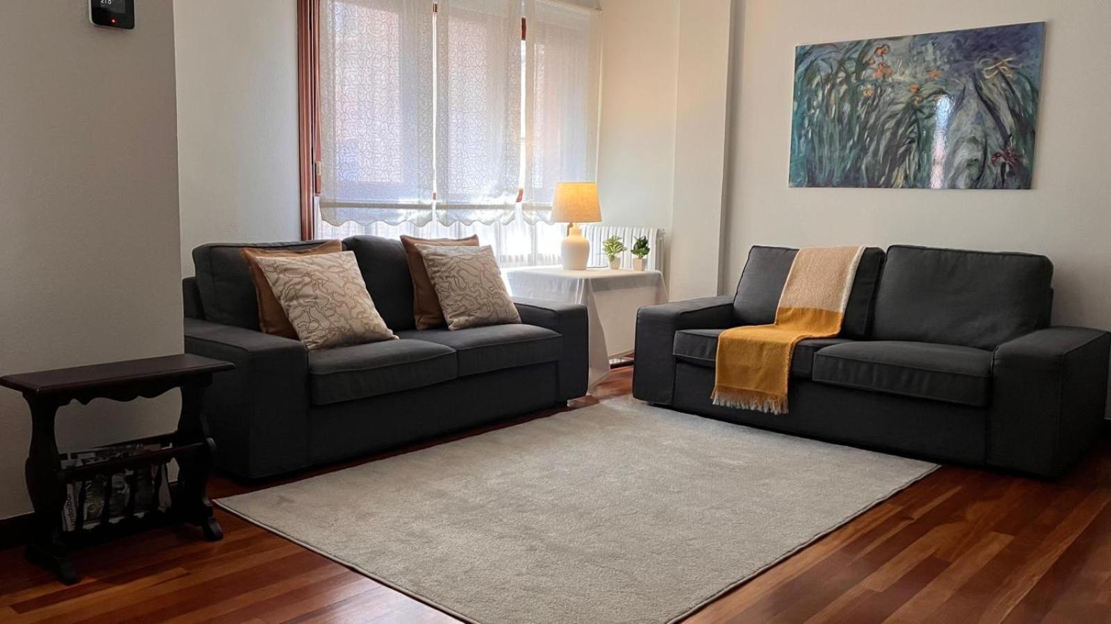 Duplex 122M2, 4 Dormitorios, 2 Banos Completos, Wifi 1Gb مونداكا المظهر الخارجي الصورة