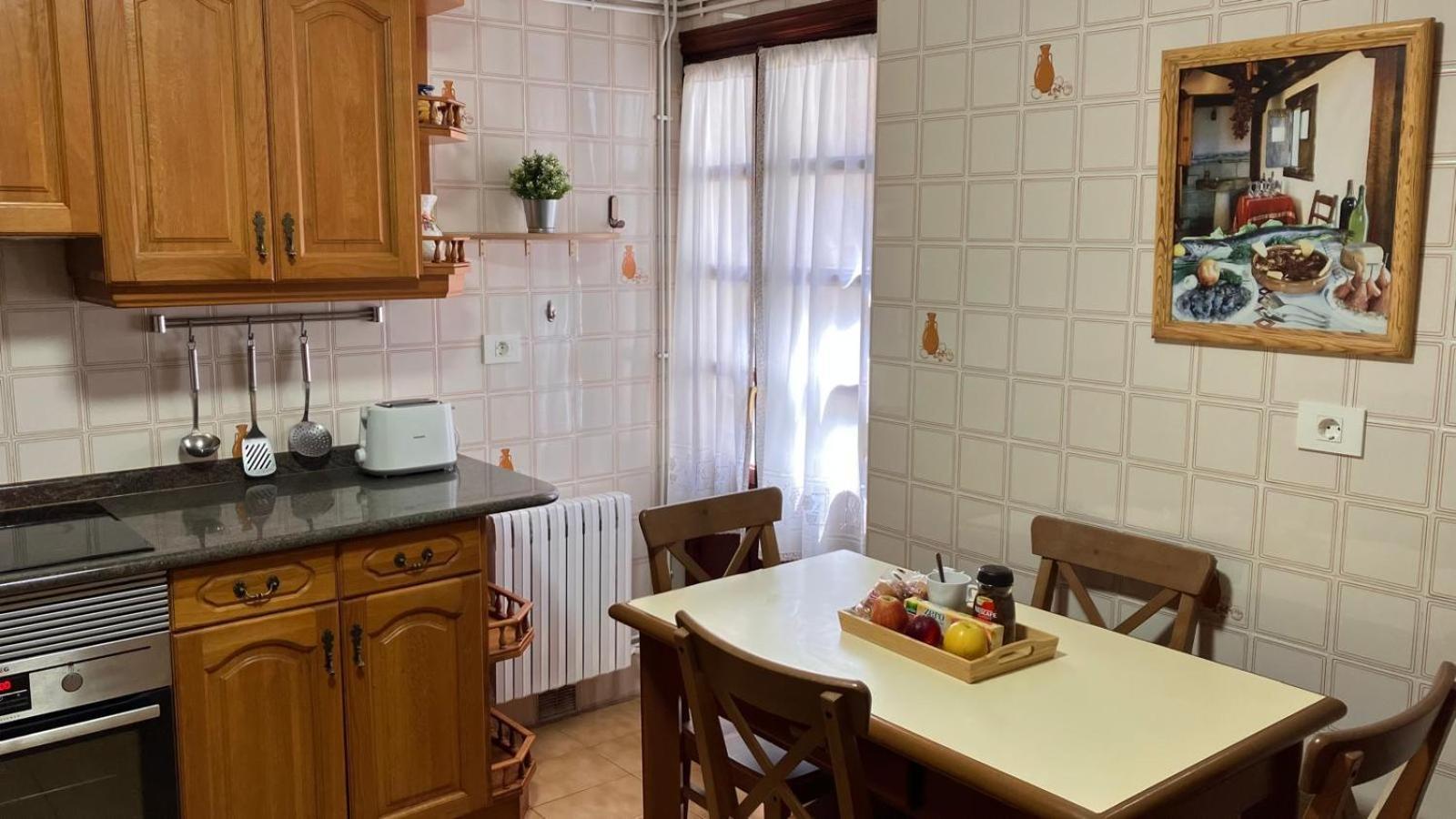 Duplex 122M2, 4 Dormitorios, 2 Banos Completos, Wifi 1Gb مونداكا المظهر الخارجي الصورة
